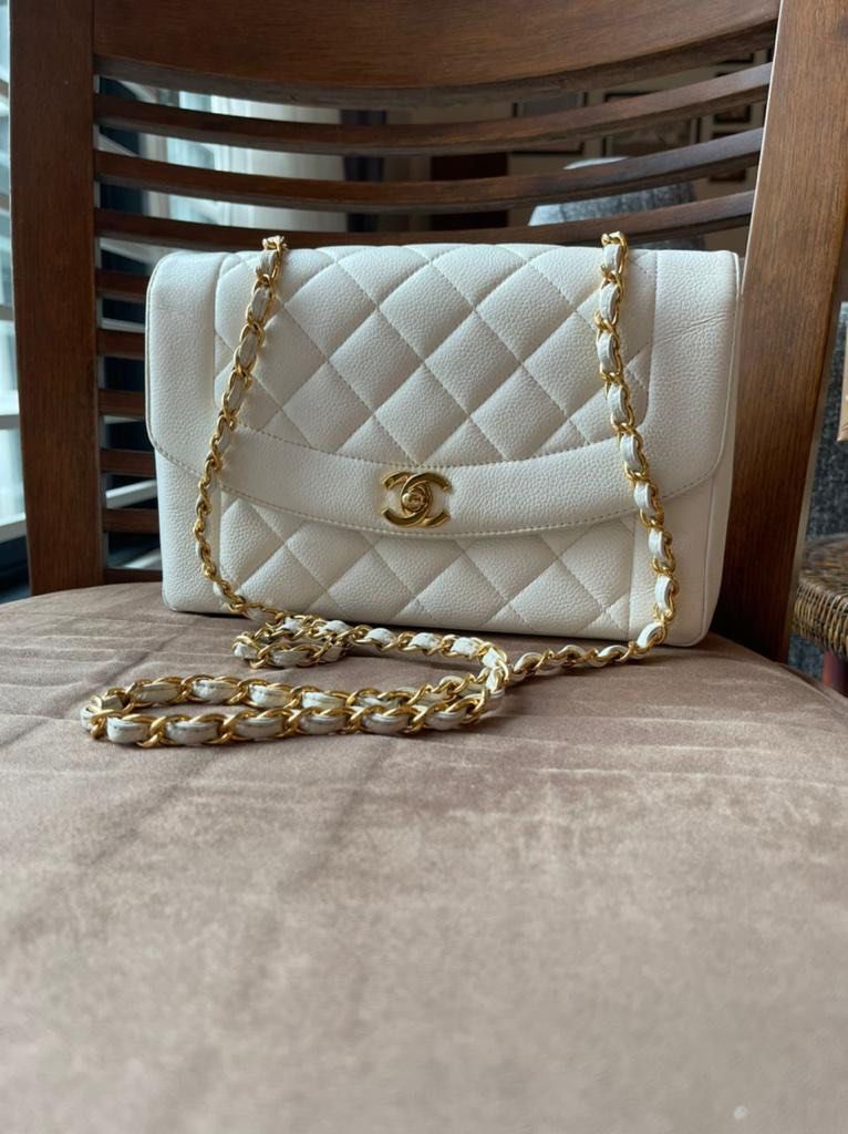 Freebies  Deals  Chanel Black Caviar Maxi Classic Flap Bag SHW 63922  httpstinyurlcomy2wxmren  Facebook