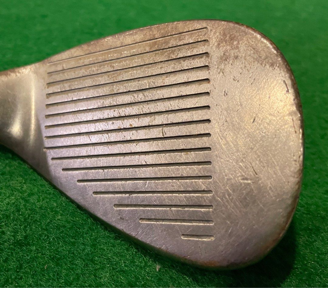 Cleveland 56 Deg wedge, Sports Equipment, Sports & Games, Golf on Carousell