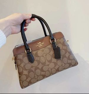 (Category: ) located in . Submitted by yhn_boutique (Listing ID 1223316717, Image 1). Description: .