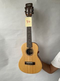 (Category: ) located in . Submitted by Uke-Warehouse (Listing ID 1223259021, Image 1). Description: .