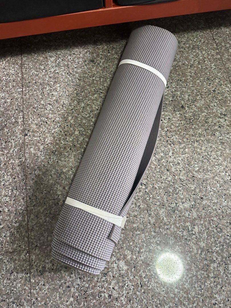 Decathlon Yoga Mat, Sports Equipment, Exercise & Fitness, Exercise Mats