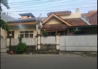 Dijual Rumah 2 Lantai Siap Huni Lingkungan Aman di Jatiluhur Bekasi