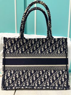 （分類：）位於 。 由 puiman501 提交（商品編號 1223285882，圖片 1）。簡介： 。