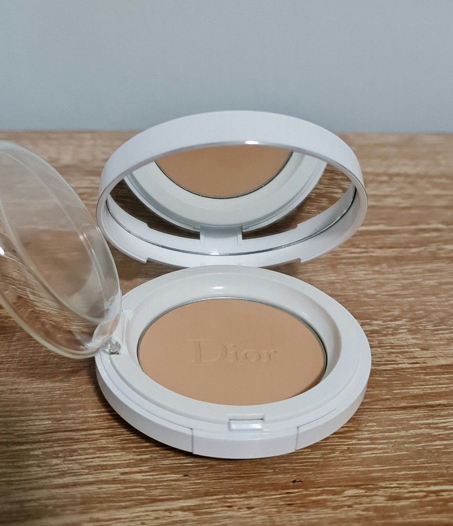 Diorsnow deals compact foundation