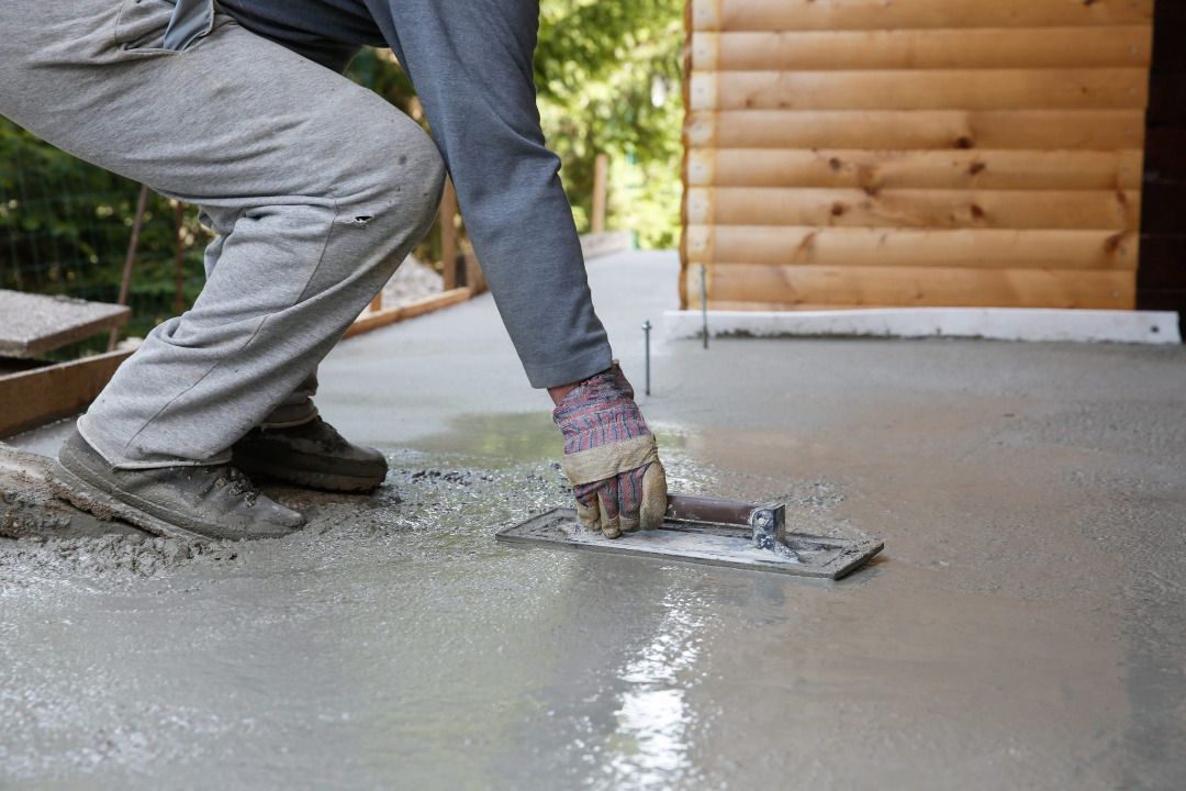 Cement Screeding