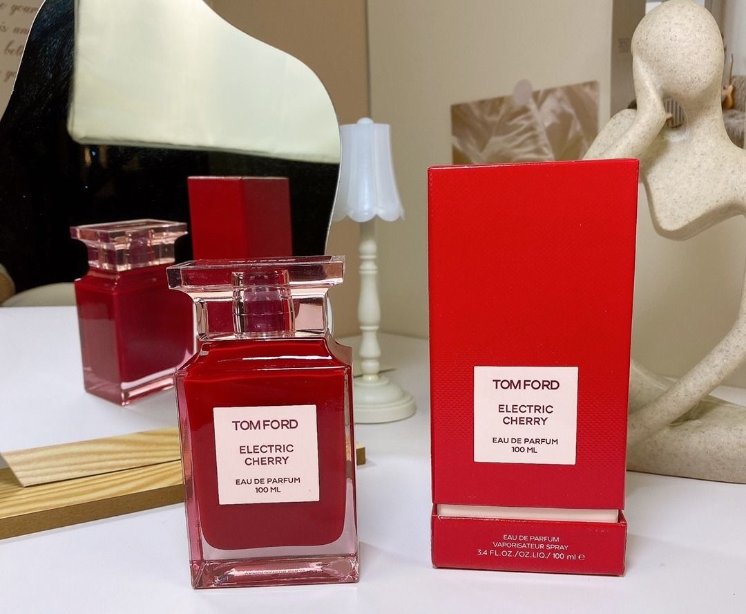 TOM FORD BEAUTY Eau de Parfum – Electric Cherry, 50ml