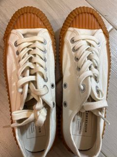 （分類：）位於 。 由 stella_t94 提交（商品編號 1223324471，圖片 1）。簡介： 。