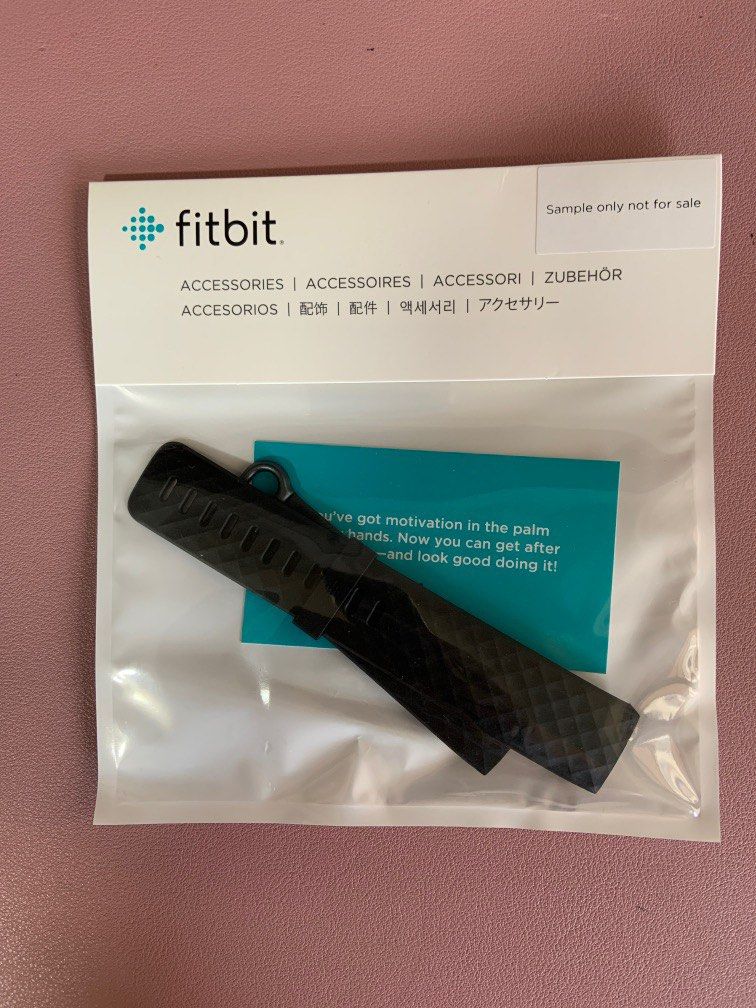Fitbit best sale 4 bands