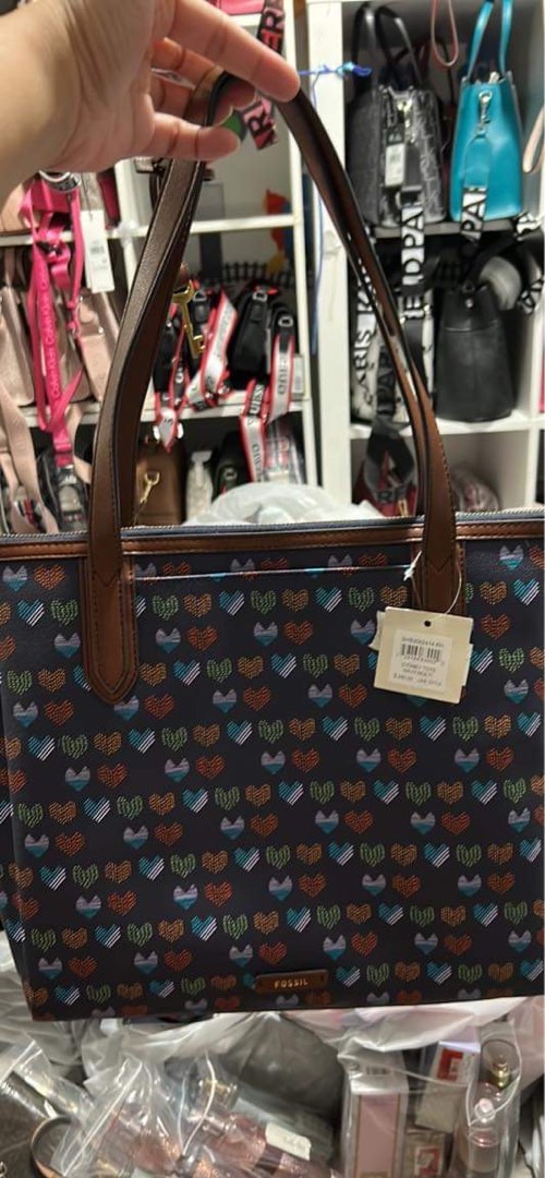FOSSIL TOTE BAG, Women's Fashion, Bags & Wallets, Tote Bags on Carousell