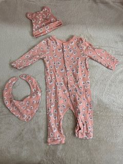 (Category: ) located in . Submitted by charm1011 (Listing ID 1223256181, Image 1). Description: .