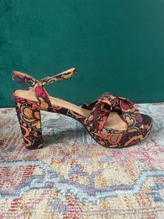 Glassons floral heels