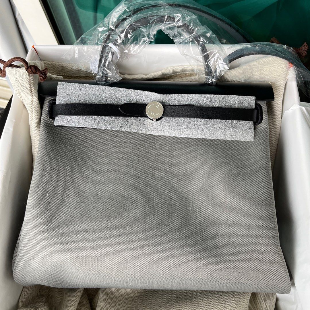 HERBAG ZIP 31 LAQUERED BAG IN GREEN MIX BLUE H PLUME CANVAS