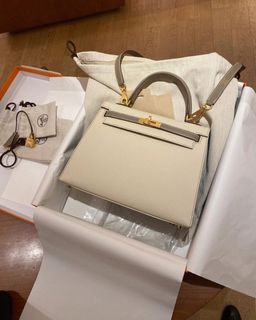 Hermes Mini Kelly Epsom Ck18 Etoupe Grey Gold Hardware 19cm Ghw Full  Handmade, Women's Fashion, Bags & Wallets on Carousell