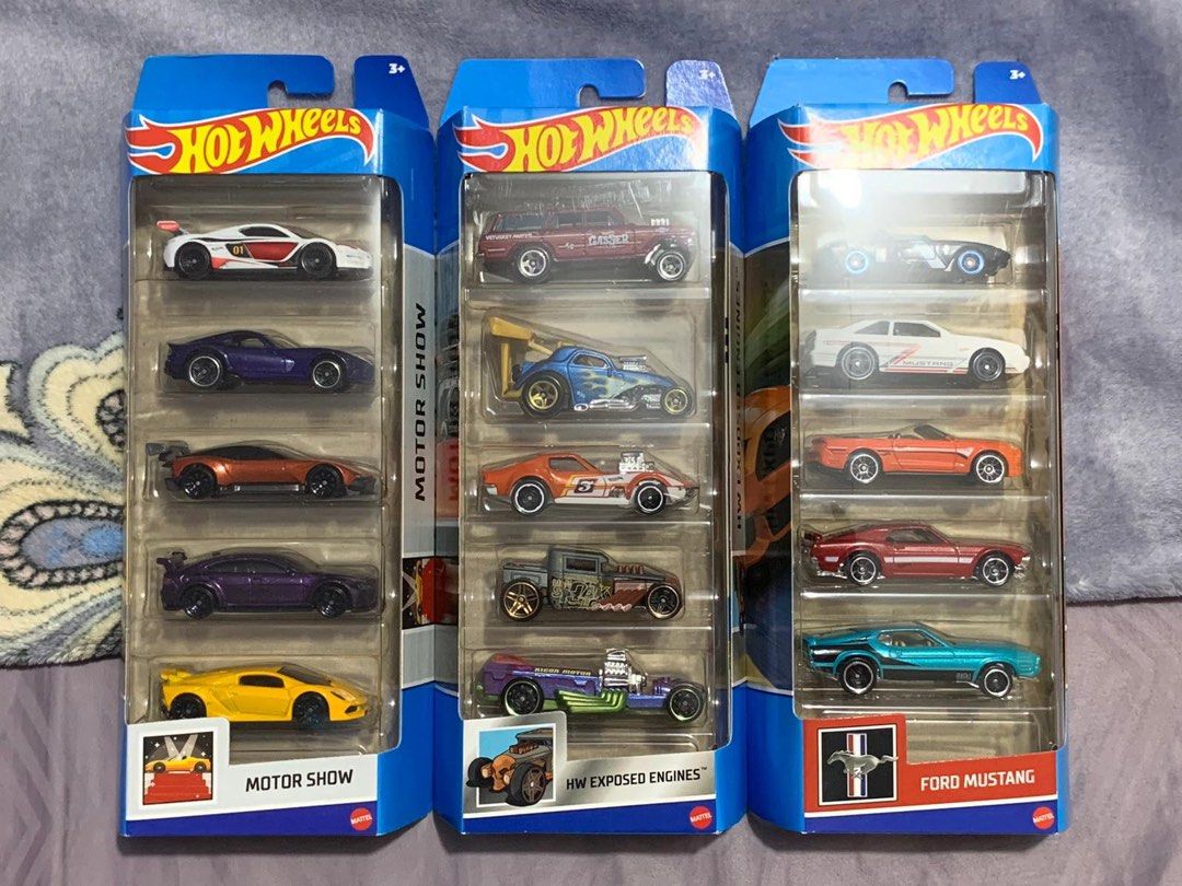Hot Wheels Motor Show Action Track Stars HW Exposed Engines, Hobbies