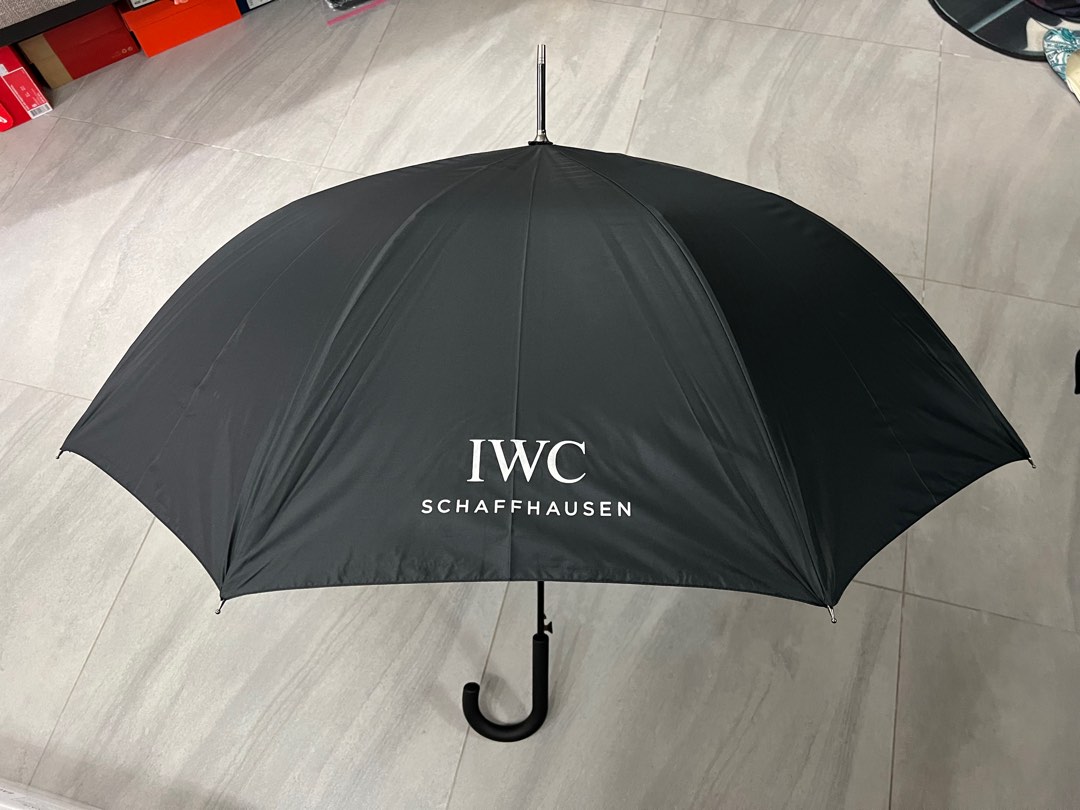 IWC 萬國雨傘Umbrella, 興趣及遊戲, 旅行, 旅遊- 雨傘- Carousell