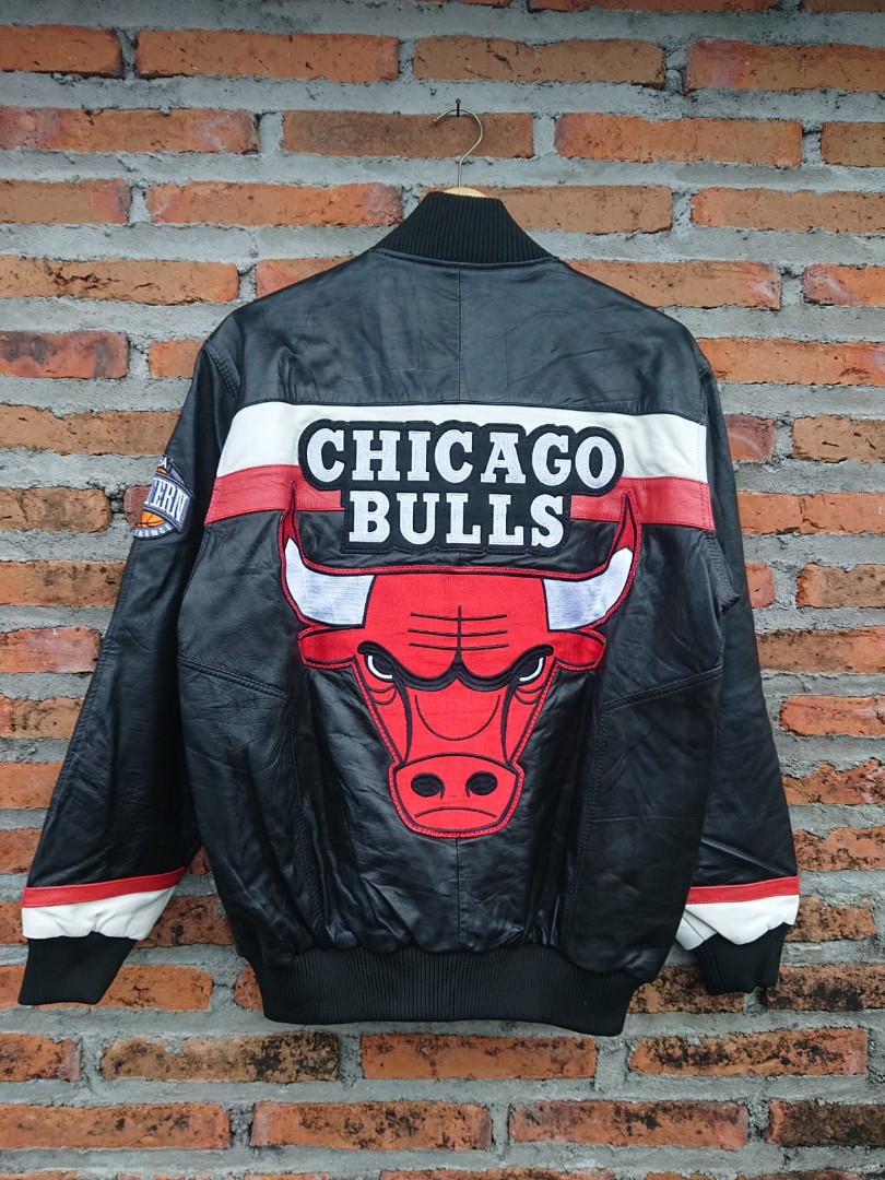 Jaket varsity Chicago Bulls Full leather Full Bordir on Carousell