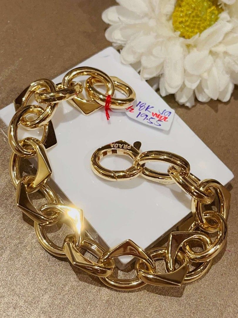 Prada shop heart bracelet
