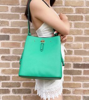 Kate Spade original with white tag (deep green), Luxury, Bags & Wallets on  Carousell