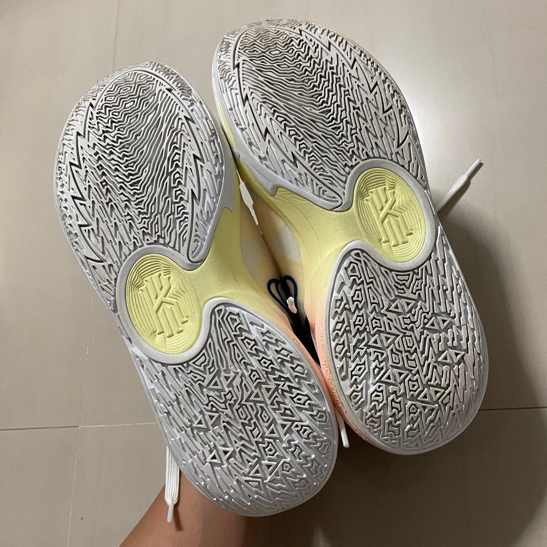 White nike kyrie 5 outlet