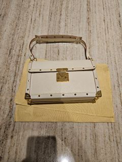 Louis Vuitton Suhali L'amaible Bag 100000% authentic (Collector Item)