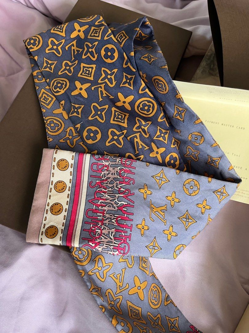 LV Bandeau (Category: Scarves) located in Manila. Submitted by lars13 (Listing ID 1223235039, Image 2). Description: With box Receipt Very good condition.