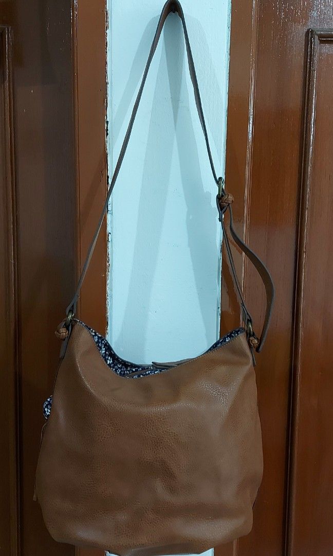 Mantaray bag hotsell debenhams
