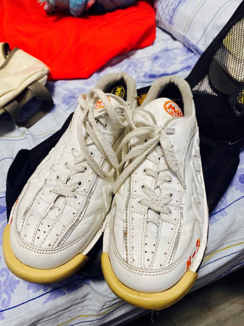 Max Rise K 3 Bowling Shoes Carousell