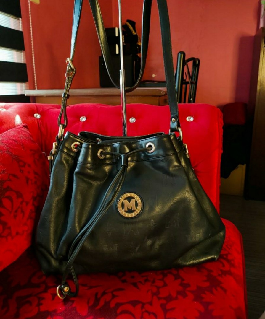 Metrocity Bucket Bag, Luxury, Bags & Wallets on Carousell