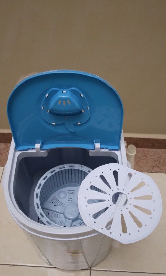 Mini Semi Auto Washing Machines, TV & Home Appliances, Washing Machines and Dryers on Carousell