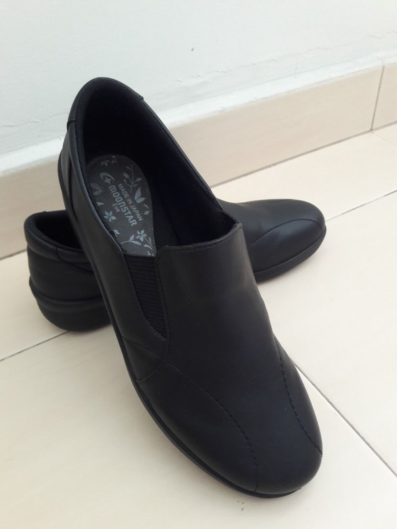 Walking shoes size 5 on sale