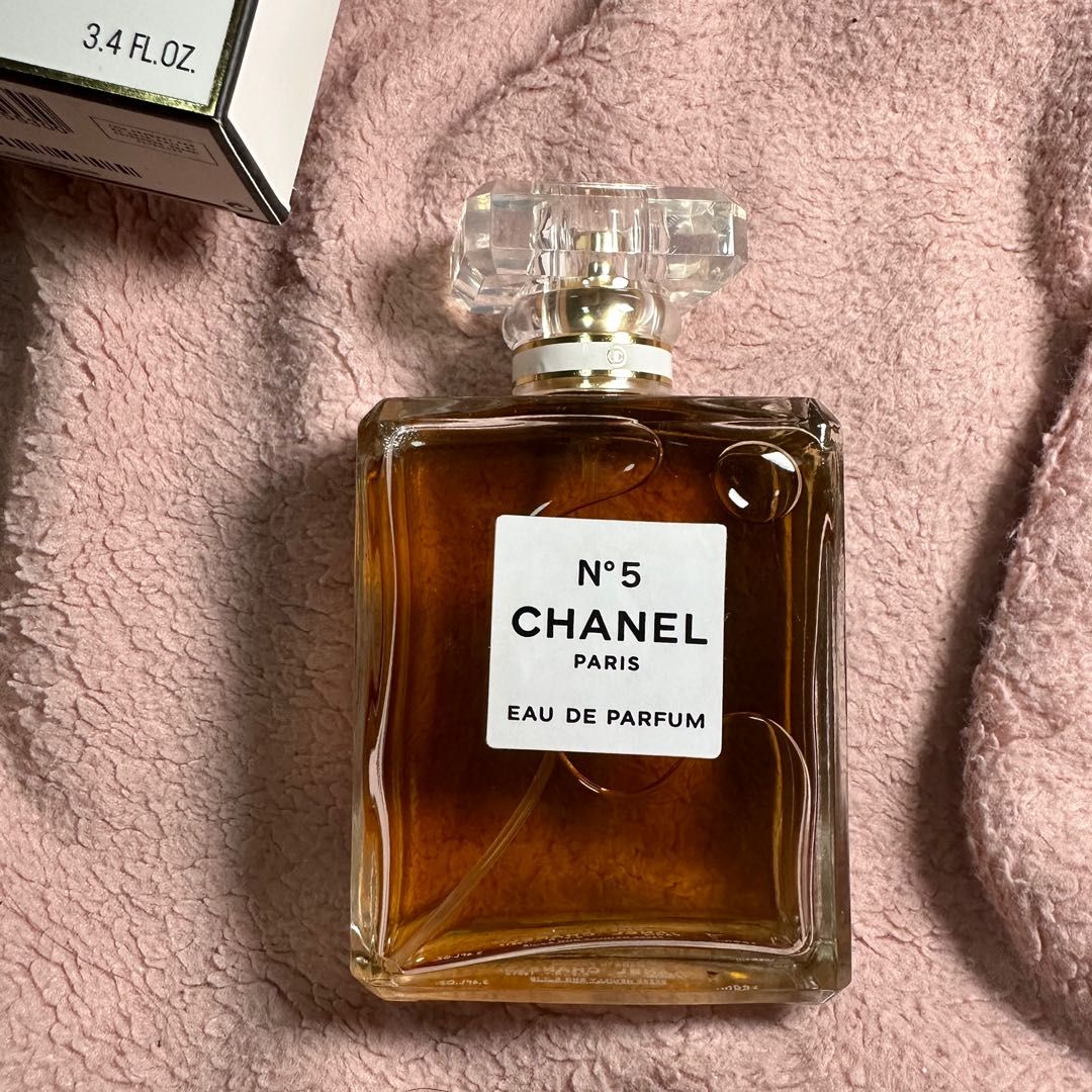 Chanel No 5 Eau de Parfum Red Edition Chanel, Beauty & Personal Care,  Fragrance & Deodorants on Carousell