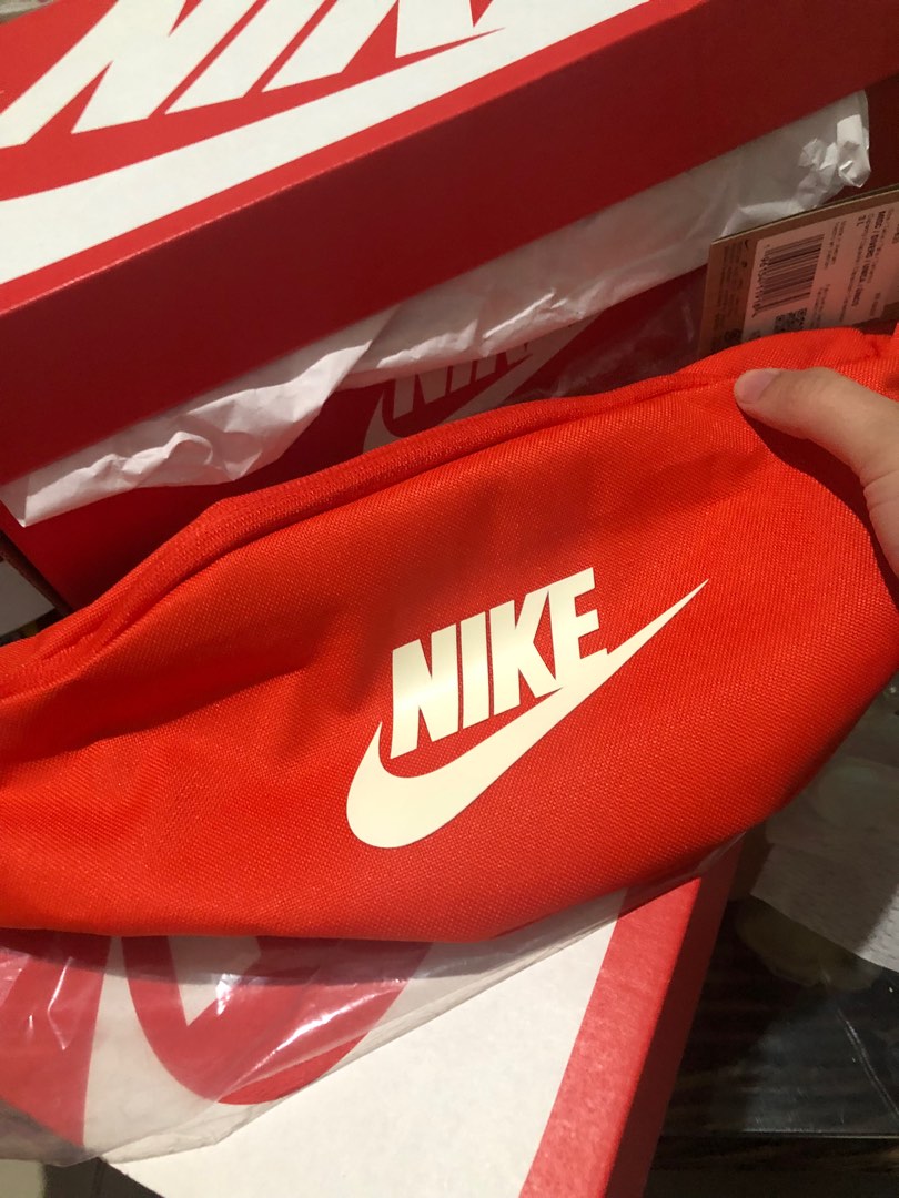 NIKE HERITAGE WAISTPACK PICANTE RED, Men's Fashion, Bags, Belt bags