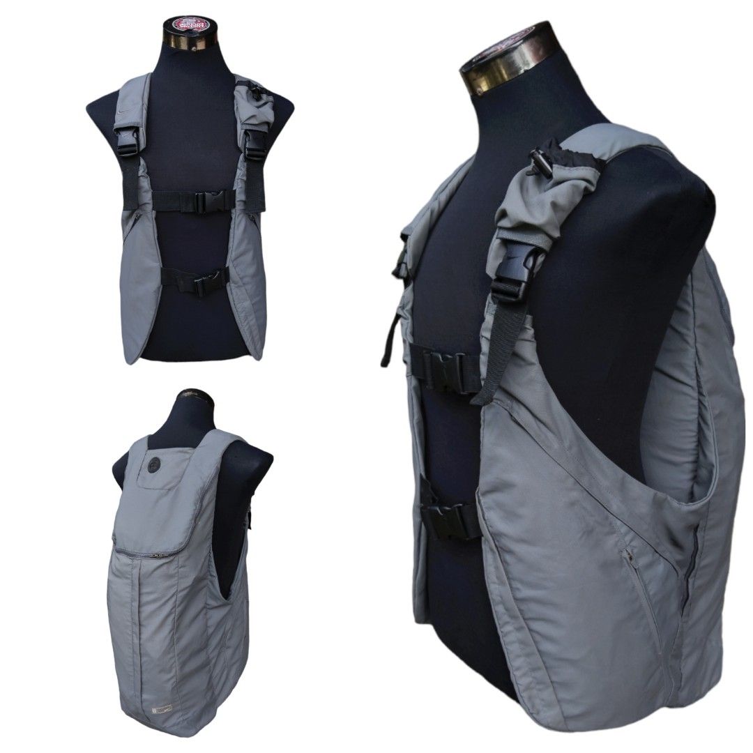 Nike outdoor vest bag very rare PrelovedProud Men s Fashion