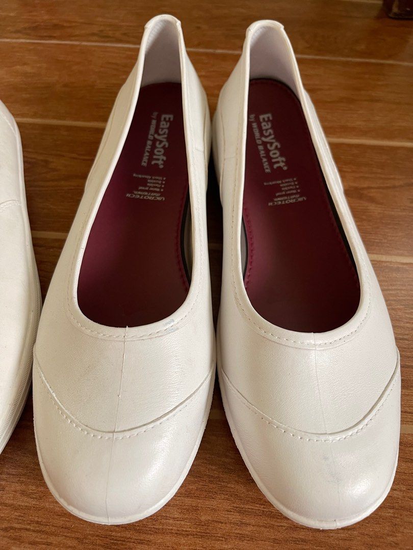 nursing shoes white shoes world balance take all easy clean water proof on Carousell