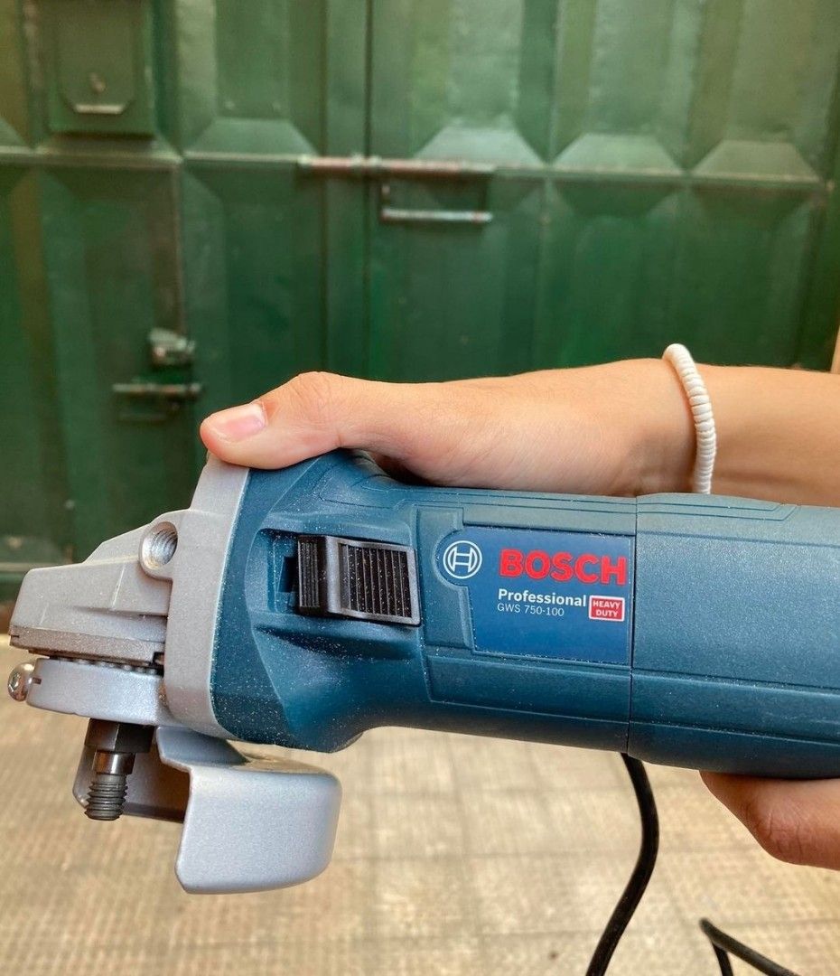 Original BOSCH grinder, Furniture & Home Living, Home Improvement