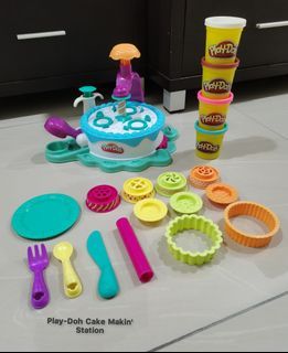 Play-Doh Cake Makin' Station