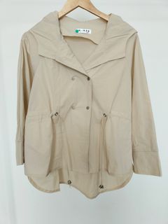 Preloved Outer Hoodie Cream