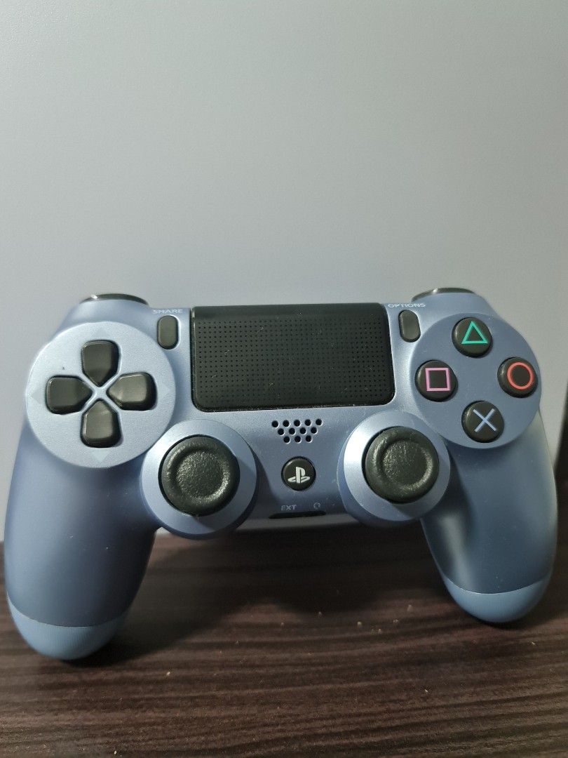 Platinum blue clearance ps4 controller