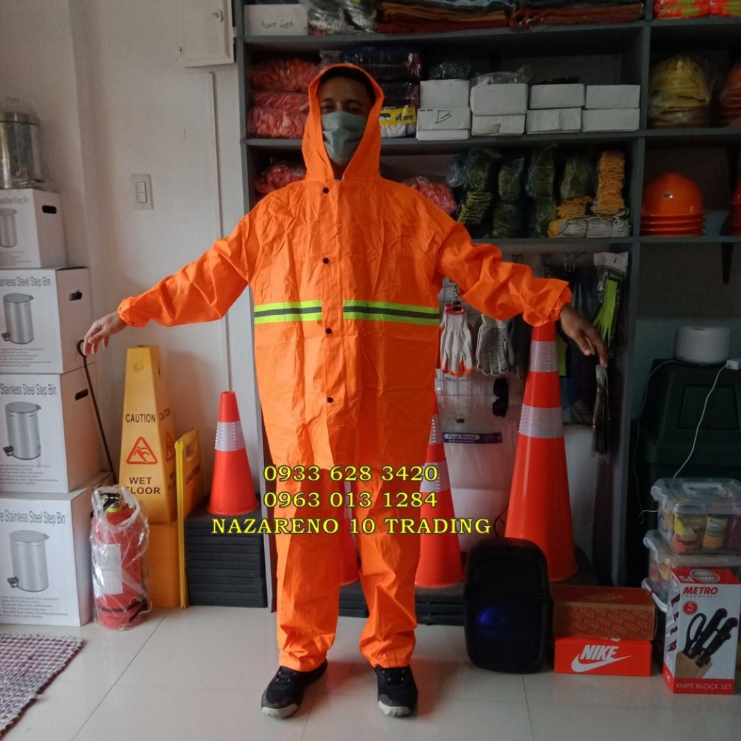 RAIN COAT with Reflector Heavy Duty, Men's Fashion, Coats, Jackets