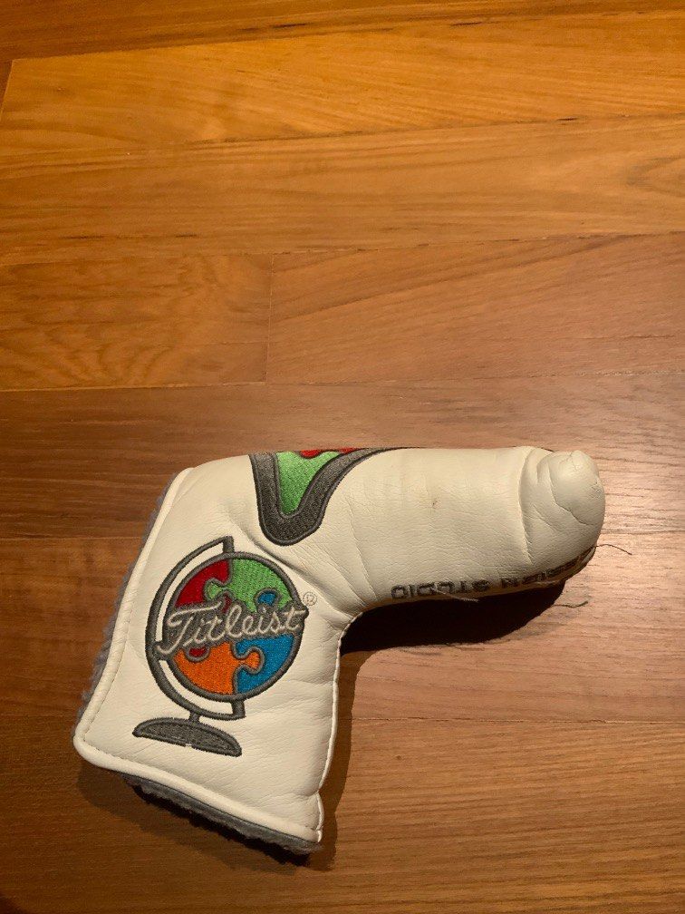 Scotty Cameron Member Head Cover, Sports Equipment, Sports & Games