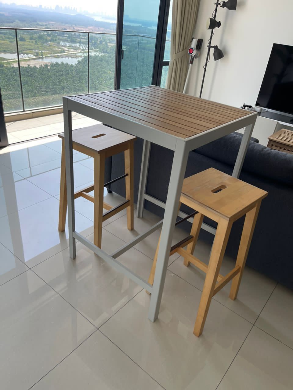 Sjalland shop bar stool