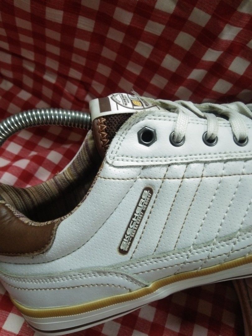 Skechers trade online 92 mark