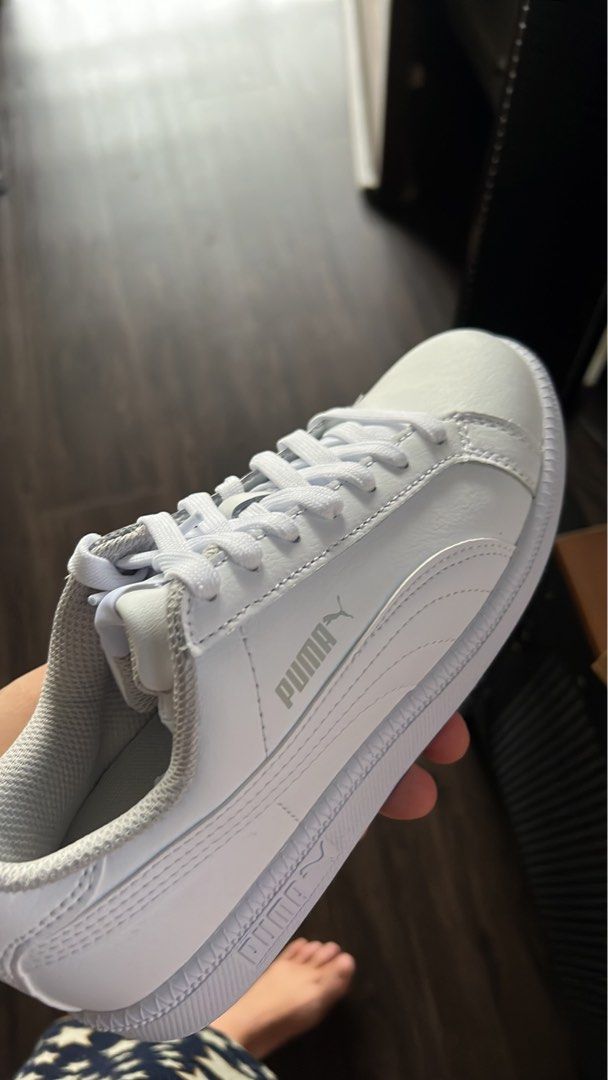 Sneakers PUMA . Junior size Women s Fashion Footwear Sneakers