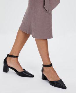 Spurr block heels