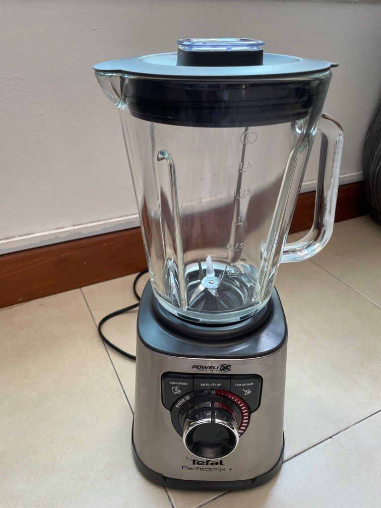 TEFAL Blender/juicer BL811, TV & Home Appliances, Kitchen Appliances