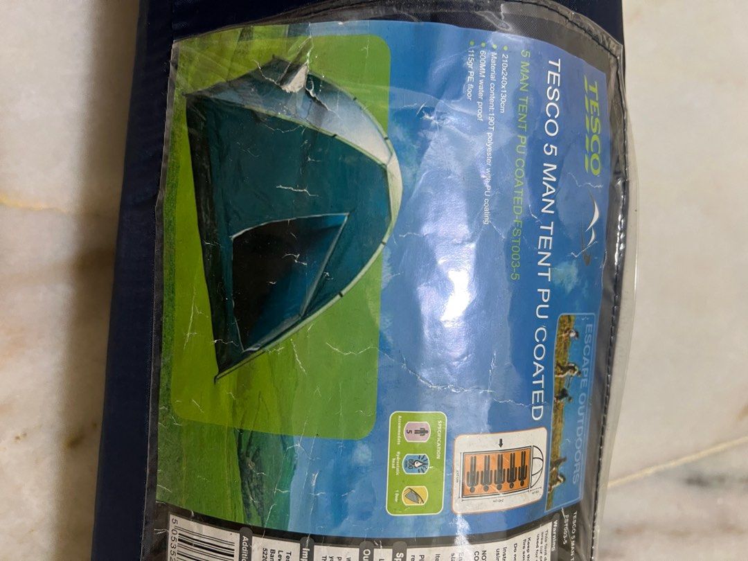 Tesco 5 man tent punch coated, Sports Equipment, Hiking & Camping on