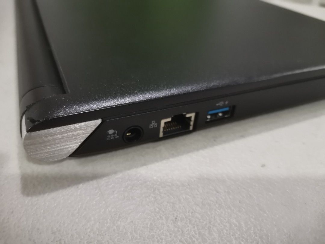 TOSHIBA dynabook R73/B PR73BNJA1L7AD21 256GB 8GB intel celeron 3855U 1 ...