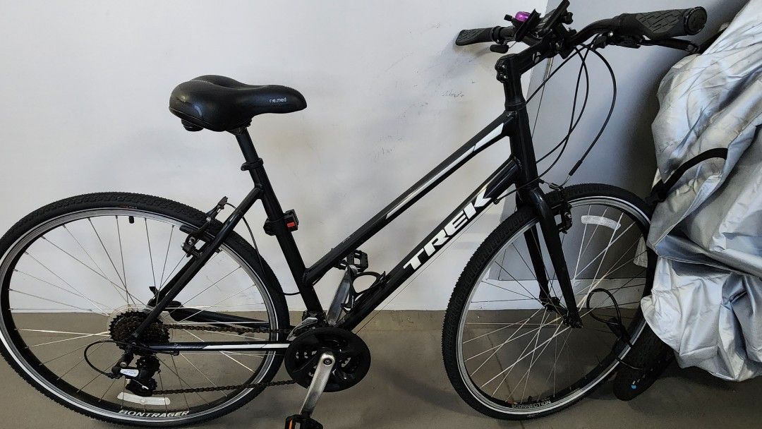 Trek fx hotsell 1 stagger