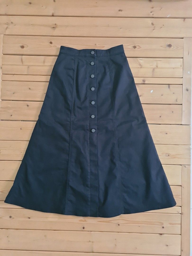 Uniqlo Chino Front Button Skirt