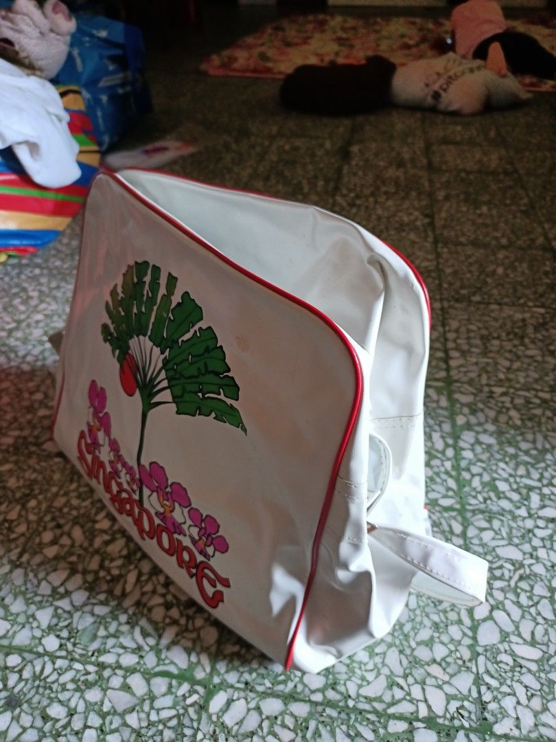 Vintage PVC bag, Hobbies & Toys, Collectibles & Memorabilia, Vintage